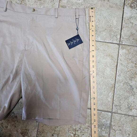 NWT Men's Jos A Banks Tailored Fit Traveler Performance Shorts TAN  size 40R - Picture 9 of 10
